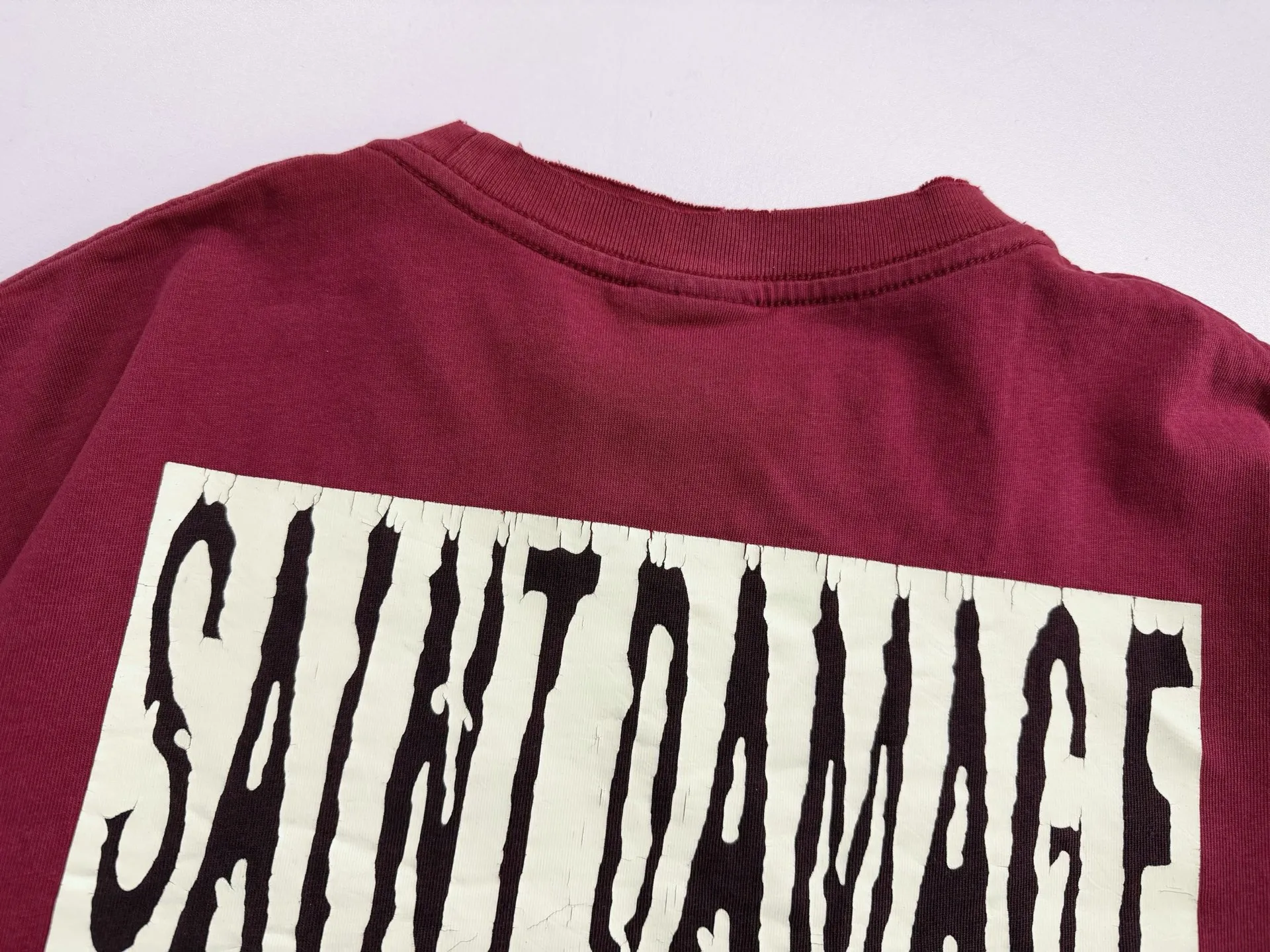 ❥8046 P136 Saint Mxxxxxx Burgundy distressed short-sleeved Superman series, made of pure cotton fabric, 290g, loose fit, process: cracked pulp printing/self-tearable + holes + spray-coded batik, fried and washed, size: (S-M-L-XL), color: washed burgundy